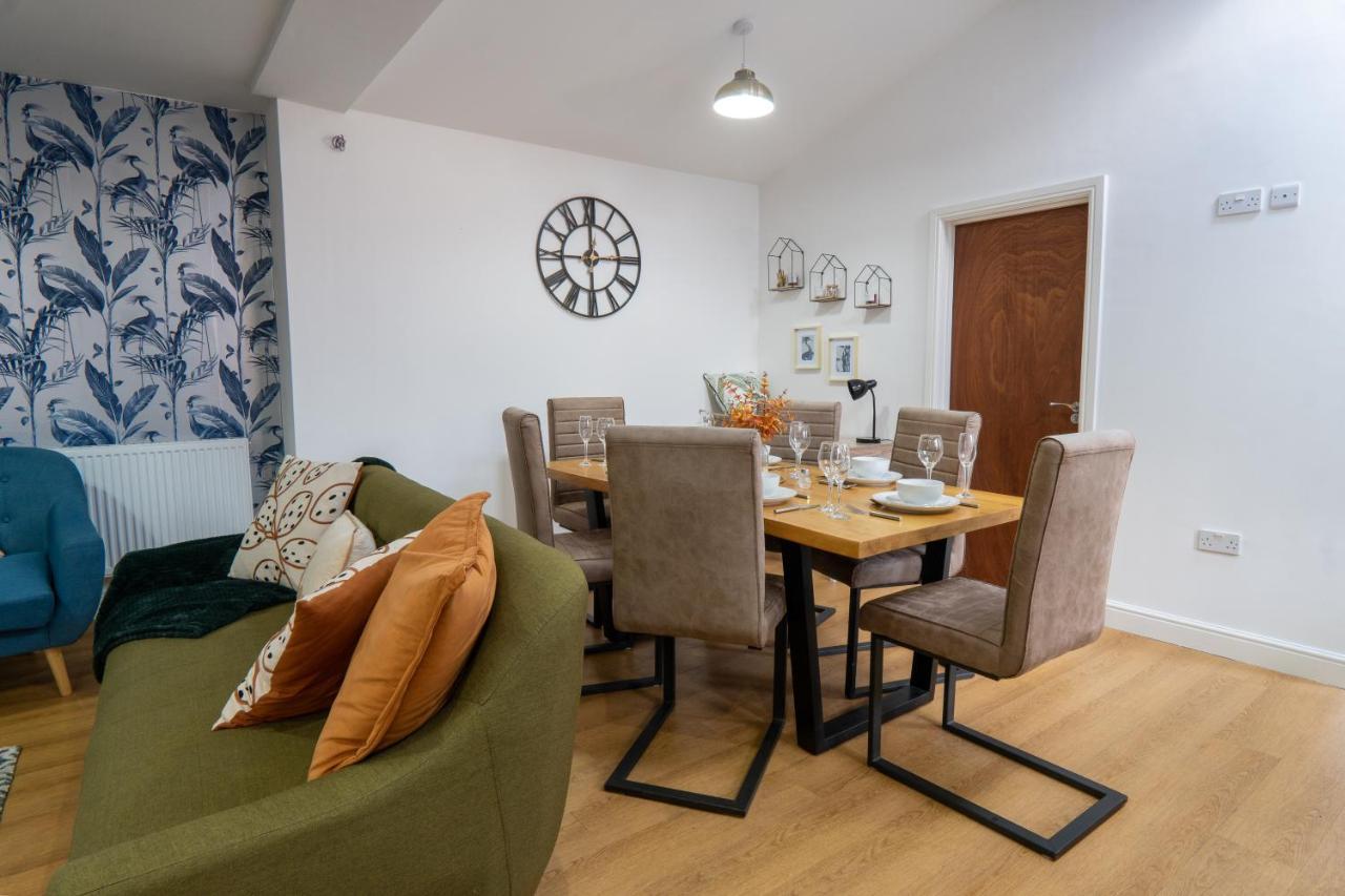 Heartland House, 7 Spacious Bedrooms Sleeps 4 Plus, Near Nec, Jlr,Bhx Birmingham Luaran gambar
