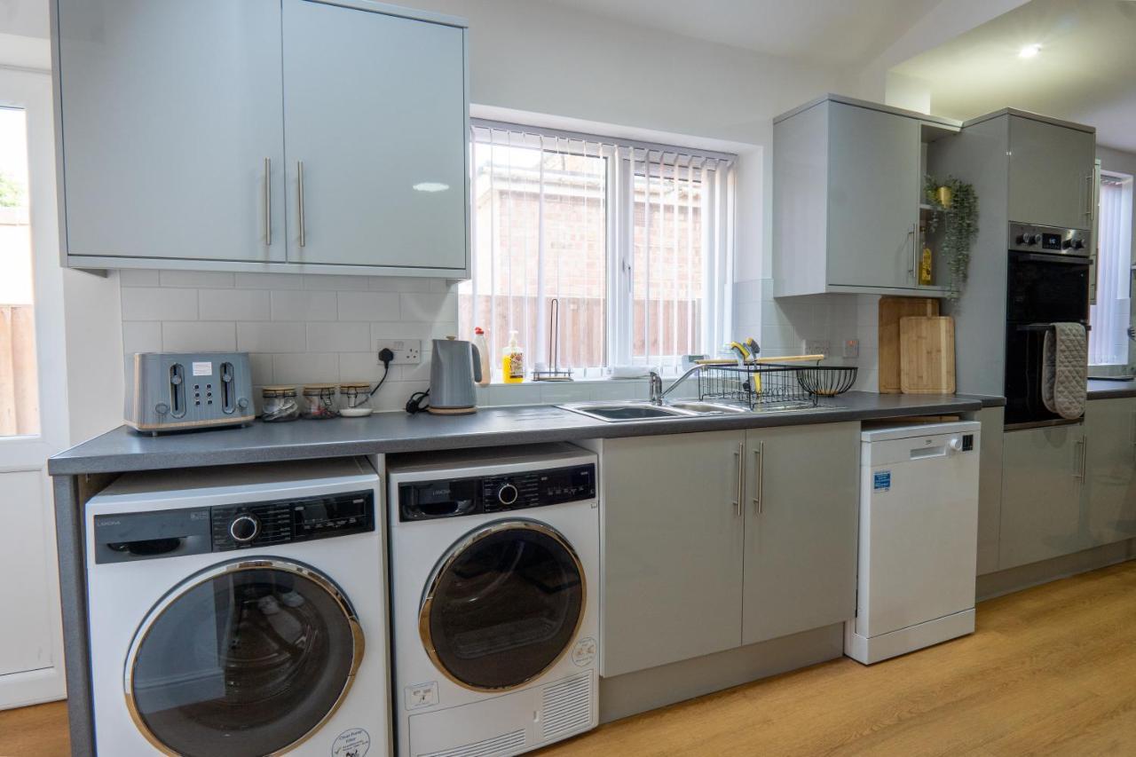 Heartland House, 7 Spacious Bedrooms Sleeps 4 Plus, Near Nec, Jlr,Bhx Birmingham Luaran gambar