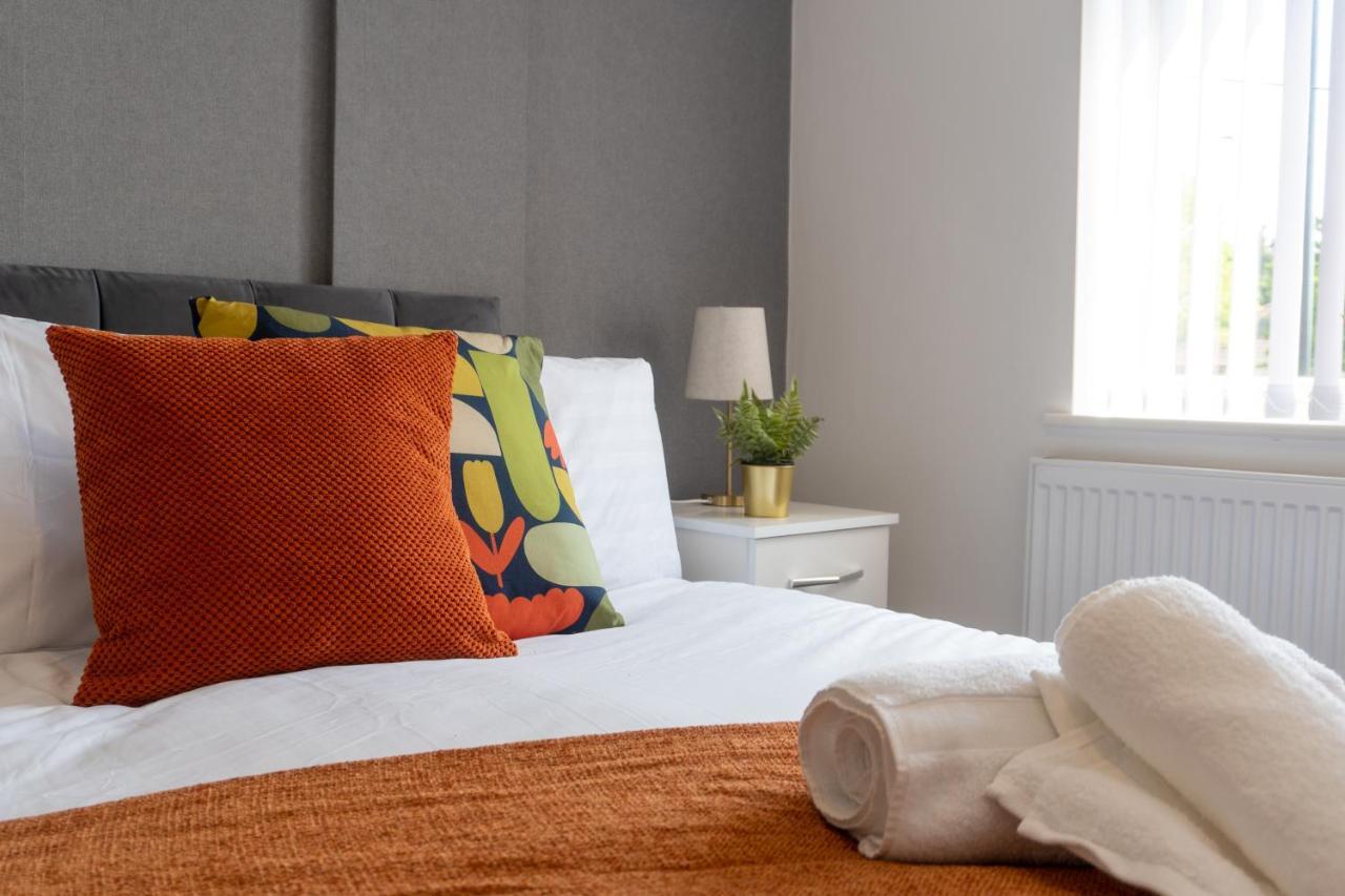 Heartland House, 7 Spacious Bedrooms Sleeps 4 Plus, Near Nec, Jlr,Bhx Birmingham Luaran gambar