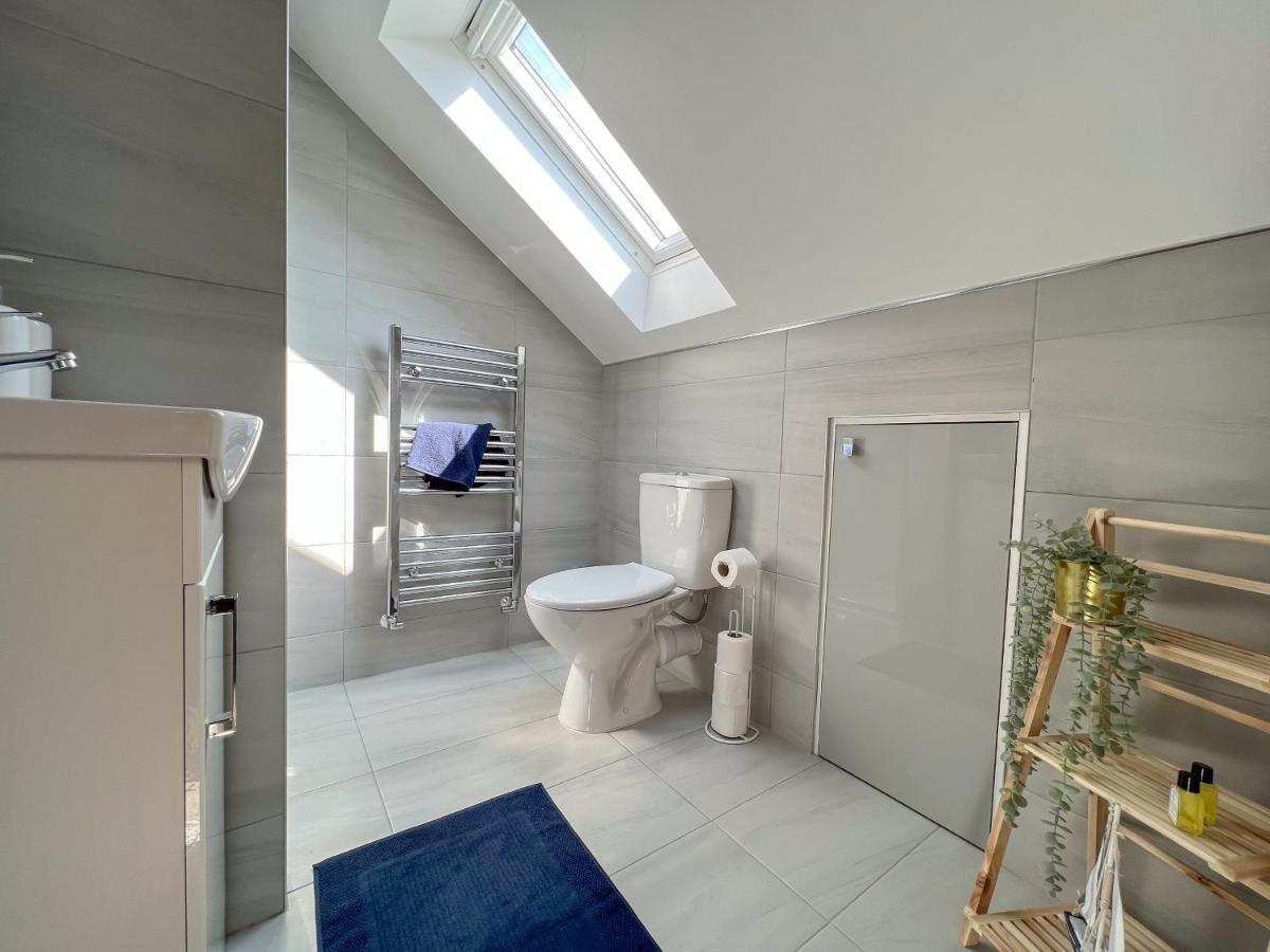 Heartland House, 7 Spacious Bedrooms Sleeps 4 Plus, Near Nec, Jlr,Bhx Birmingham Luaran gambar