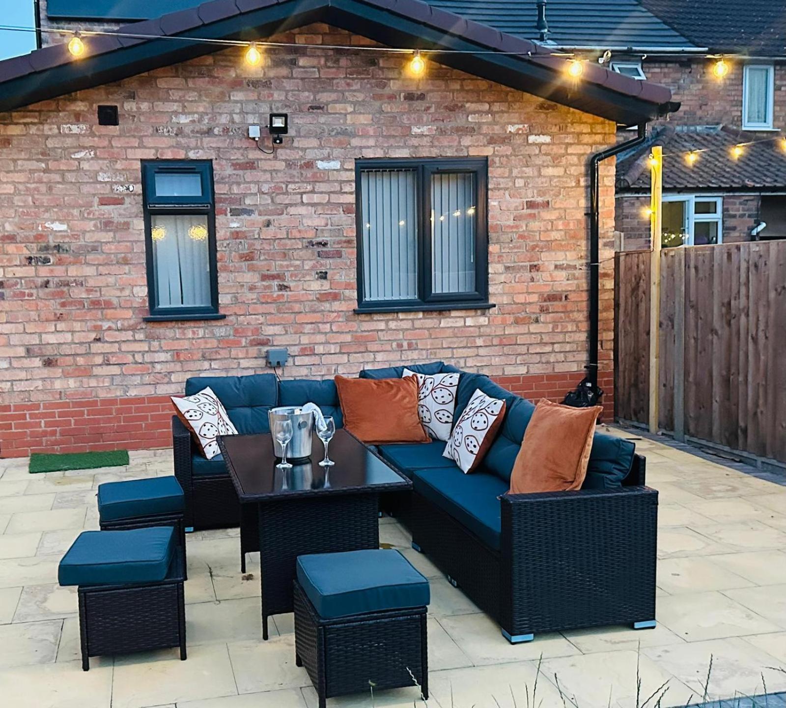 Heartland House, 7 Spacious Bedrooms Sleeps 4 Plus, Near Nec, Jlr,Bhx Birmingham Luaran gambar